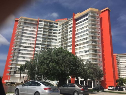 1301 Ne Miami Gardnes Dr Unit 1522-W