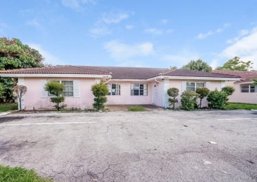8464 NW 23rd Manor