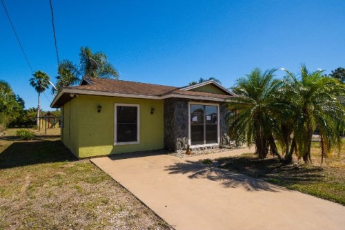 150 Sw S Wakefield Cir