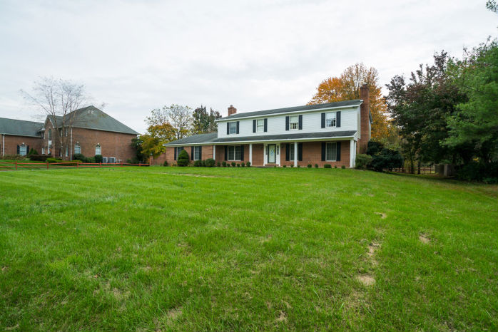 81 Caravel Dr