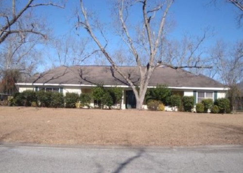 106 Silver Cir