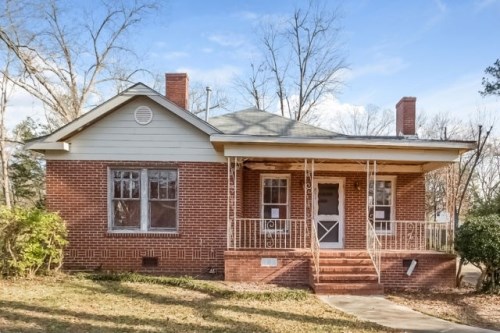 851 McLaurin St
