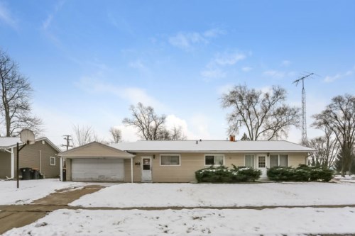 303 Cedar Cir