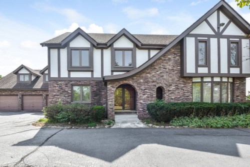 7S521 Donwood Trails Dr