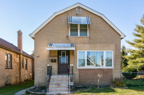 3038 N Rutherford Ave