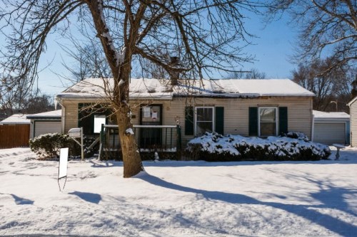 409 Singapore Ln