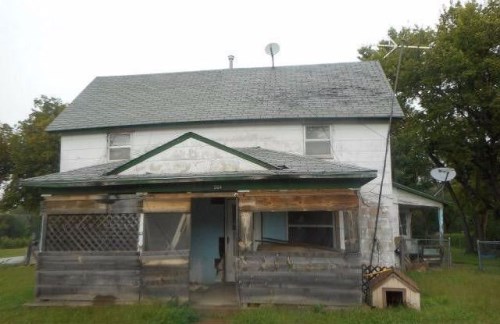 504 E 5TH ST