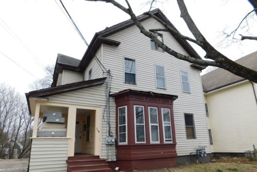 164 Bartlett St