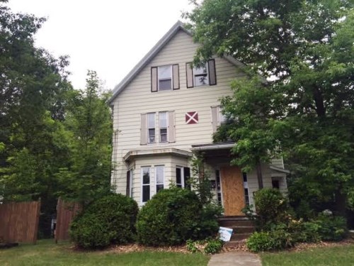 114 Woodland Ave