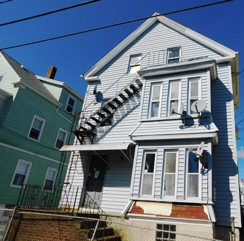 49 Winsor St
