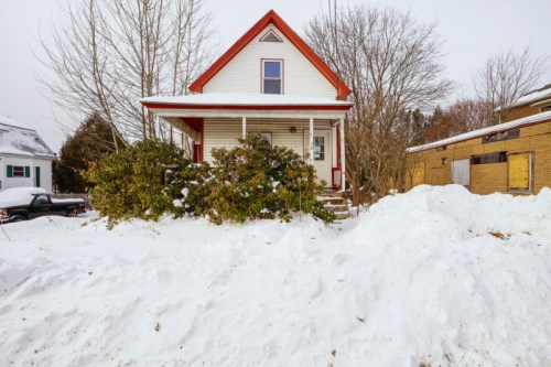 30 Robillard St