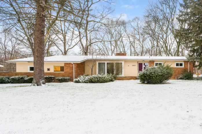 28035 Briar Hill