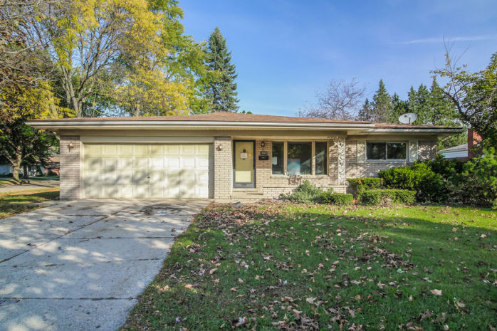 15507 Nola Cir