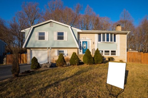 1919 Michael Rd