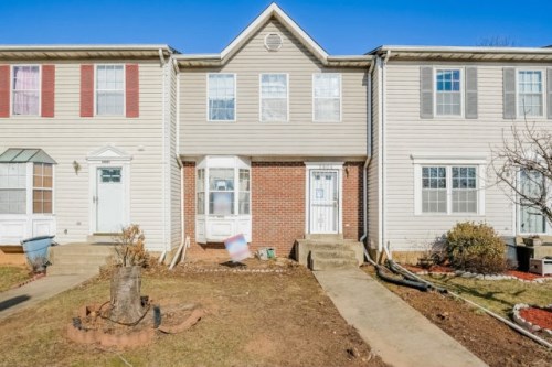 2804 Hornbeam Ct