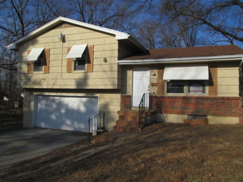 8020 Highland Ave