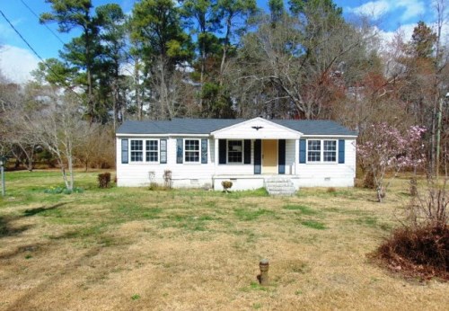 4212 Community Dr