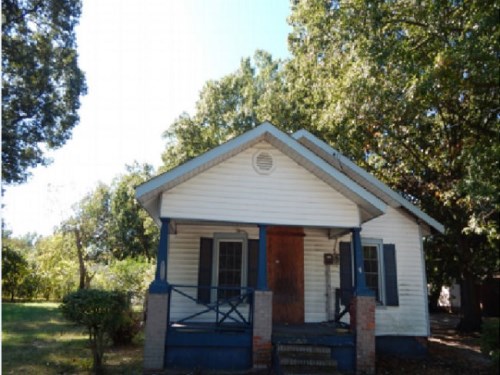 611 E Virginia St