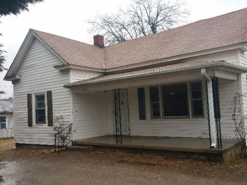 2912 W English Rd