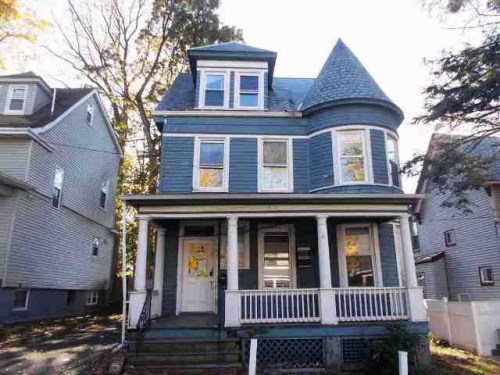 466 Lincoln Pl