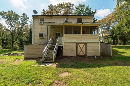 338 Lakeview Dr