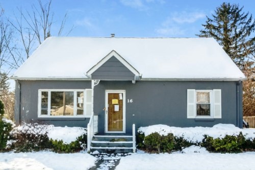 16 Pine Ave
