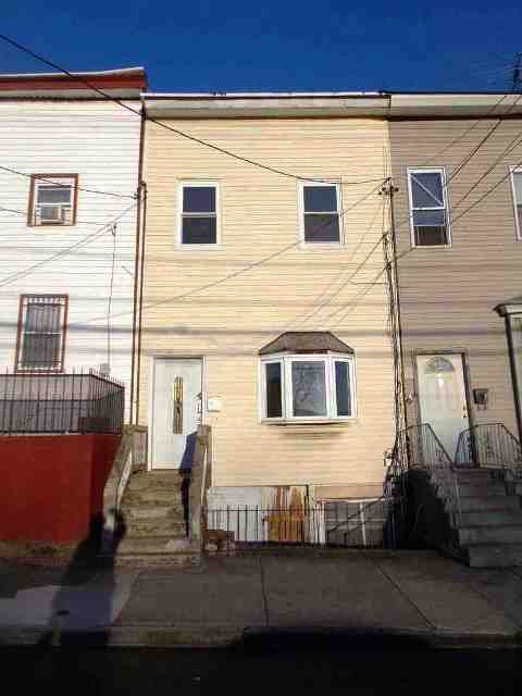 30 Wright St
