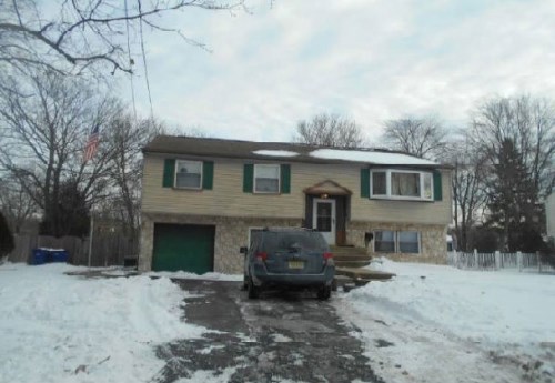 60 Radnor Blvd