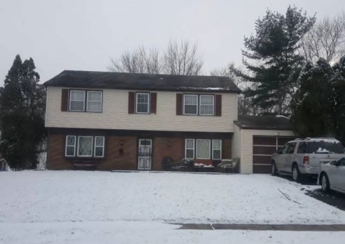 1 Hadley Ln