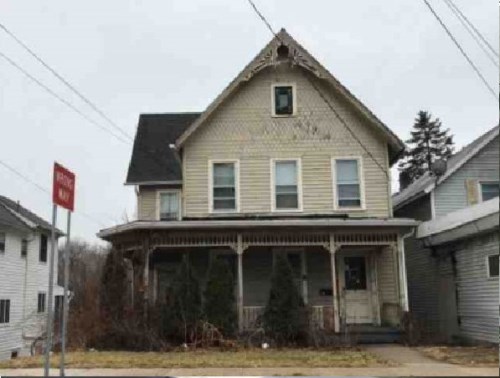 12 Hamburg Ave