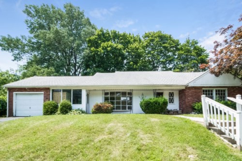 341 Hollowbrook Dr
