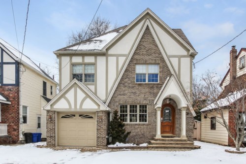 29 Mountain Ave