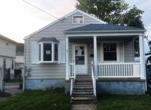 50 Lynn Dr