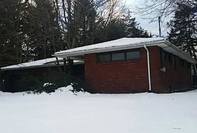 24 Hagan Dr