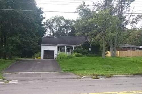 3104 Country Club Rd