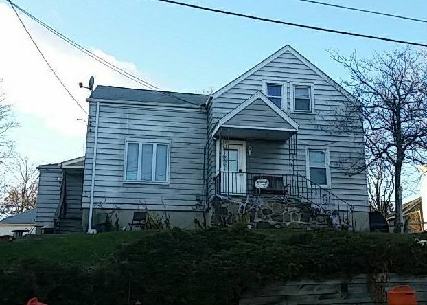 8 Corwin Ave