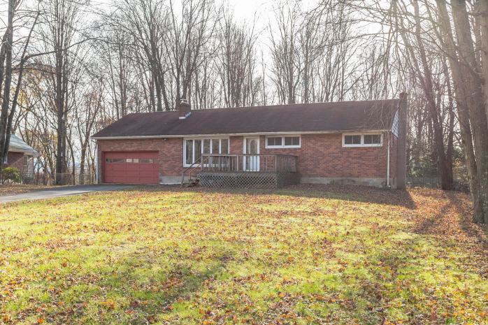 206 Hy Vue Cir