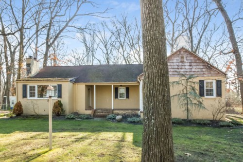105 Mt Laurel Rd