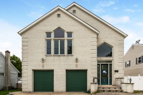 247 Raritan Blvd
