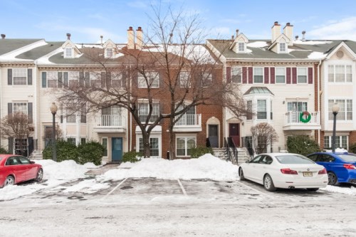 27 Juniper St