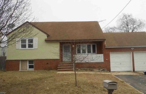 379 Evergreen Dr