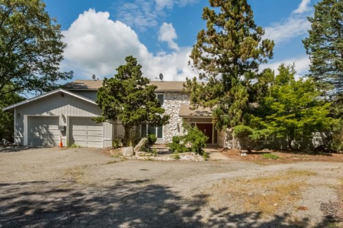 732 Ridge Rd