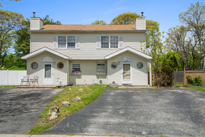 7 Trim St