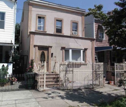 239 Warwick St