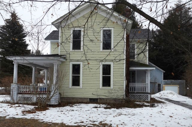 240 Mill St