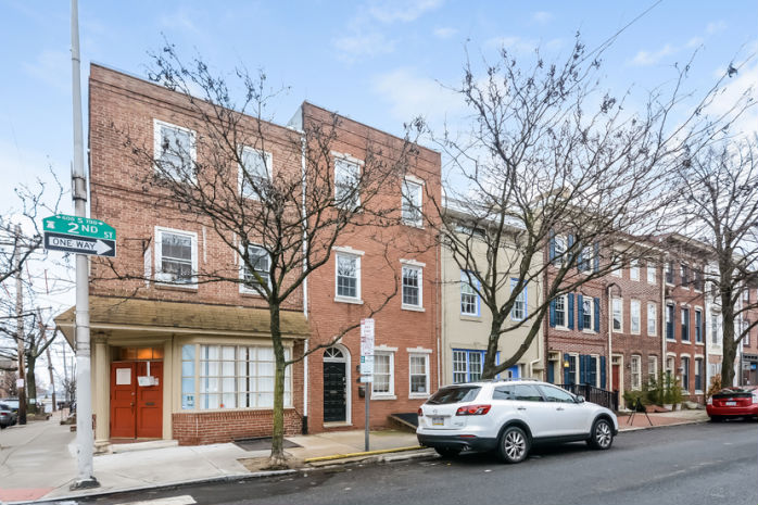 703 S 2nd St