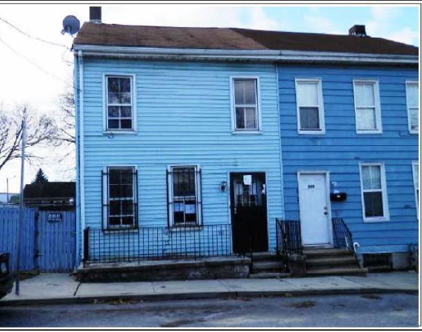 202 Pattison St