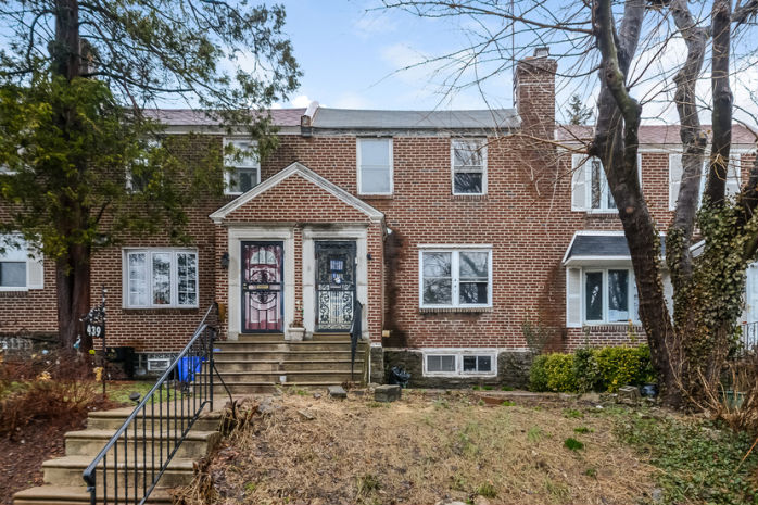 441 E Pleasant St