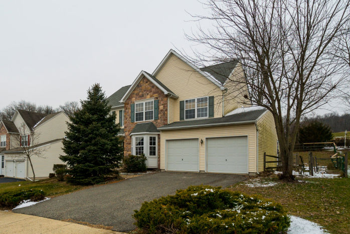 1439 Meadowview Dr