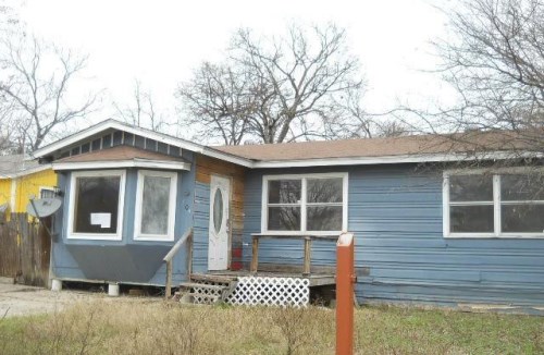 303 Loy Dr